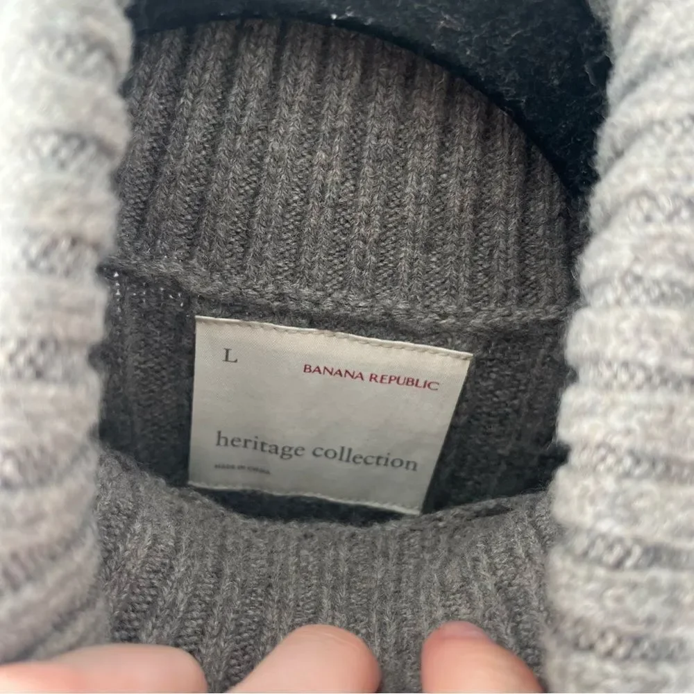 Banana Republic Heritage Collection Gray Wool Ribbed Turtleneck Sweater